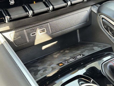 Certified 2023 Chevrolet Colorado Z71 w/ Z71 Convenience Package 2 image 28