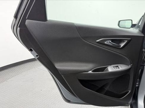 Used 2023 Chevrolet Malibu LT FWD image 16