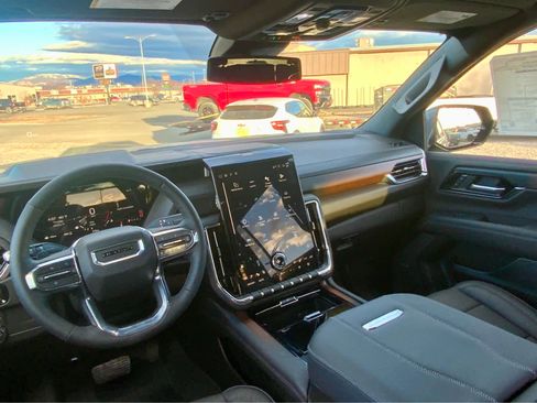 New 2026 GMC Yukon XL Denali w/ Sun & Power Step Package image 41