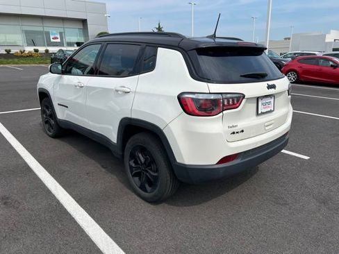 Used 2019 Jeep Compass Latitude AWD/4WD image 1