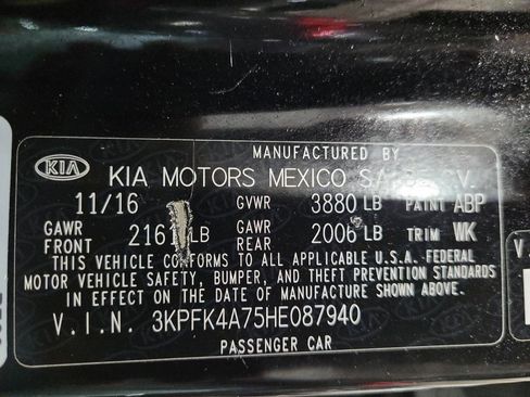Used 2017 Kia Forte LX FWD image 33