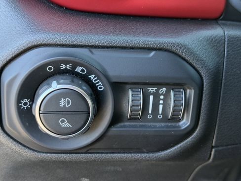 Used 2021 Jeep Gladiator Rubicon image 29