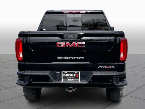Used 2023 GMC Sierra 1500 AT4X image 5