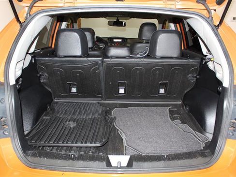 Used 2013 Subaru Crosstrek 2.0i Limited w/ Popular Pkg 2 image 30