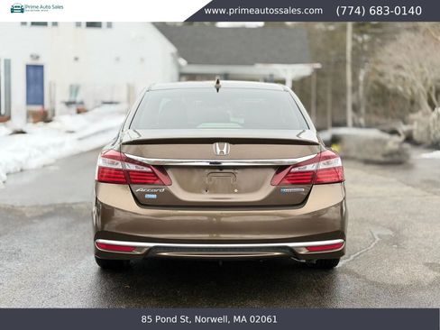 Used 2017 Honda Accord EX-L image 7