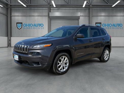 Used 2015 Jeep Cherokee Latitude FWD image 1