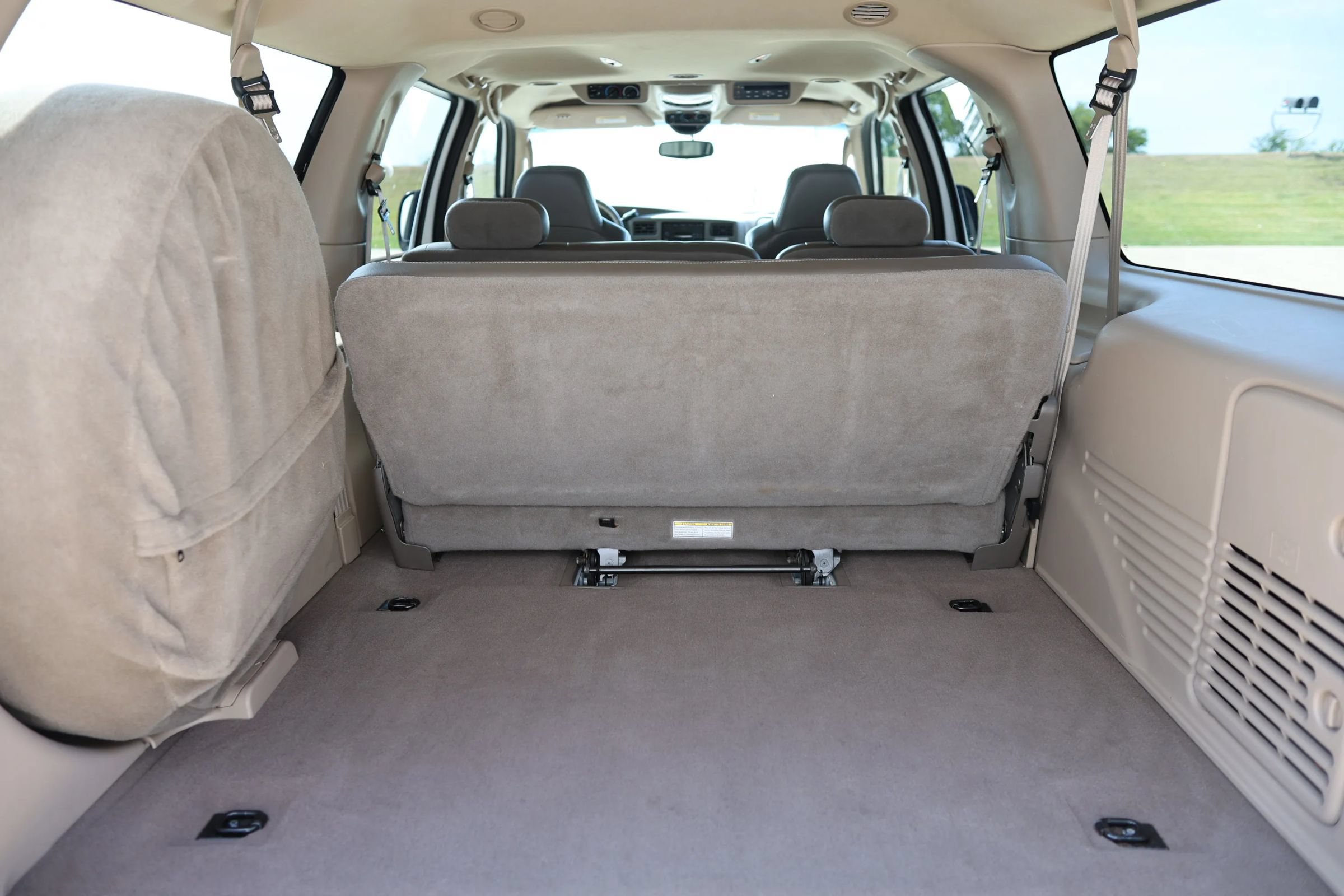 Used 2003 Ford Excursion Eddie Bauer RWD image 38