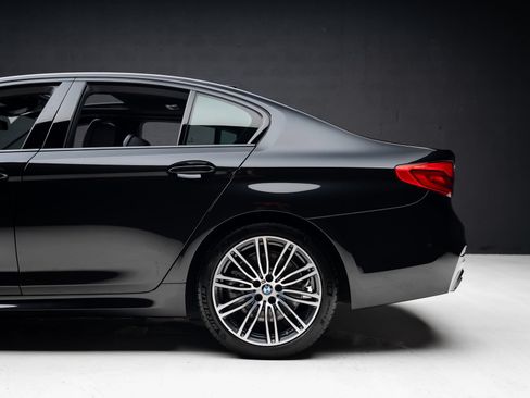 Used 2020 BMW 540i xDrive w/ M Sport Package AWD/4WD image 21