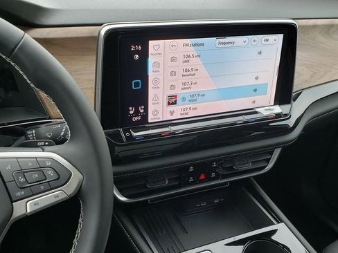 New 2026 Volkswagen Atlas SE image 11