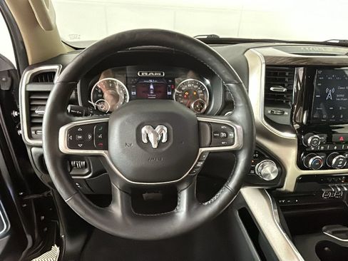 Used 2019 RAM 1500 Laramie AWD/4WD image 17