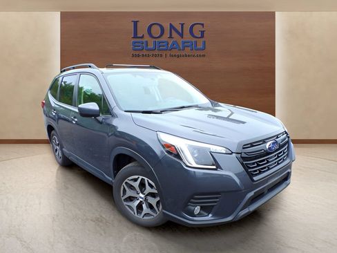 Used 2023 Subaru Forester Premium AWD/4WD image 5