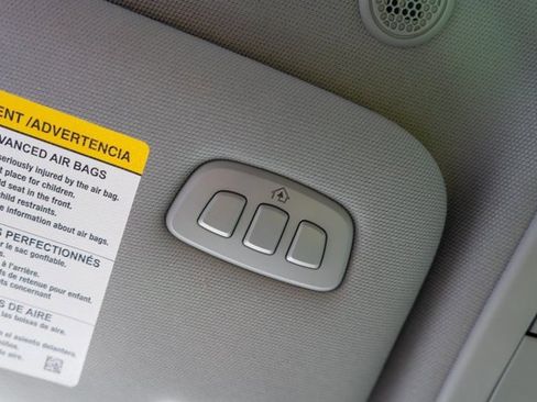 Used 2024 Ford Explorer XLT w/ Equipment Group 202A image 33