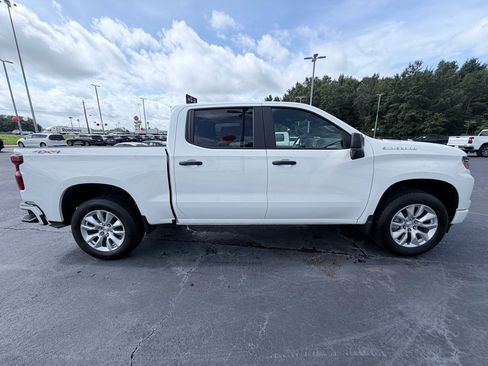 New 2026 Chevrolet Silverado 1500 Custom AWD/4WD image 4