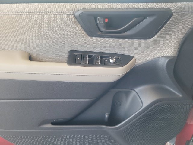 Certified 2025 Subaru Forester Premium AWD/4WD image 18