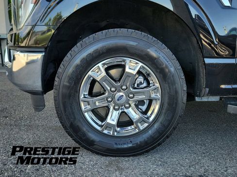 Used 2022 Ford F150 Lariat w/ Equipment Group 502A High AWD/4WD image 9