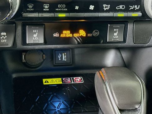 Certified 2023 Toyota RAV4 XSE AWD/4WD image 12