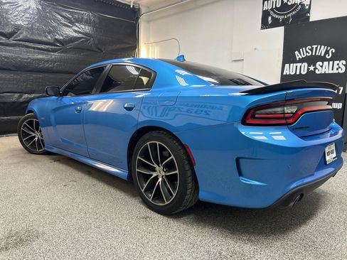 Used 2018 Dodge Charger R/T Scat Pack RWD image 4