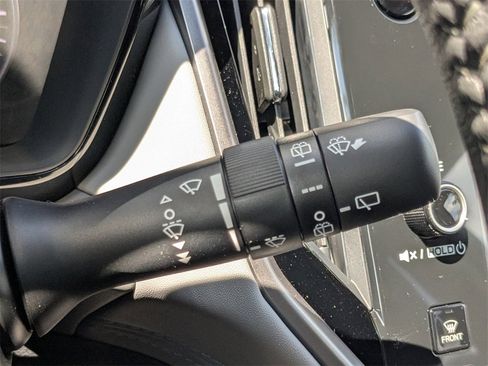 New 2025 Subaru Outback Premium image 29