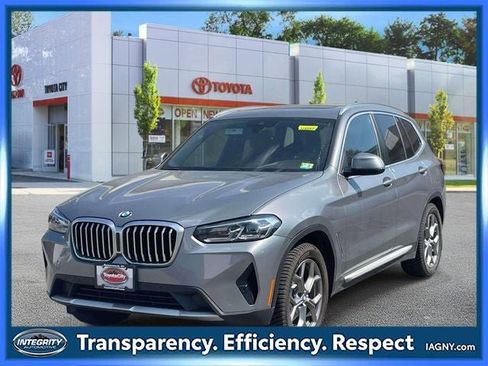 Used 2024 BMW X3 xDrive30i AWD/4WD image 4