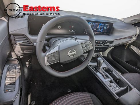 New 2026 Nissan Sentra SR w/ Floor Mat Package image 12