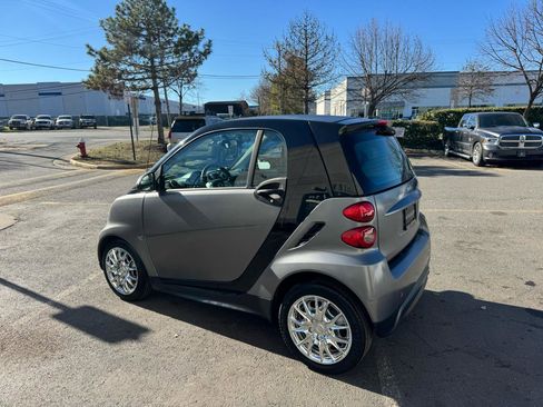 Used 2013 smart fortwo passion image 8