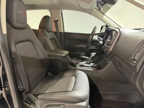 Used 2022 GMC Canyon AT4 w/ Trailering Package AWD/4WD image 10