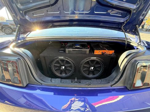 Used 2005 Ford Mustang GT Premium image 28