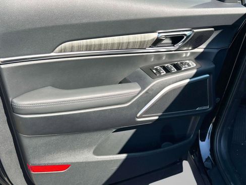 New 2025 Kia Telluride EX w/ EX Captain's Chair Package image 22