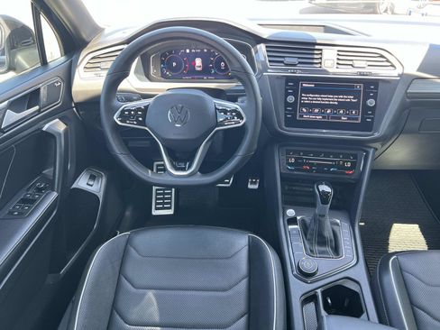 Certified 2024 Volkswagen Tiguan SEL R-Line AWD/4WD image 7