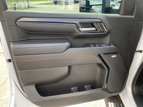 Used 2024 GMC Sierra 3500 AT4 w/ AT4 Premium Plus Package image 12