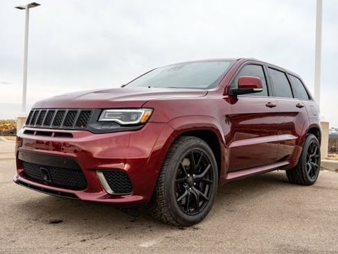 Used 2018 Jeep Grand Cherokee Trackhawk image 3
