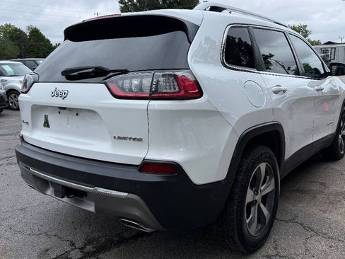 Used 2019 Jeep Cherokee Limited w/ Trailer Tow Group AWD/4WD image 5