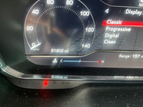 Used 2022 GMC Yukon XL AT4 AWD/4WD image 9