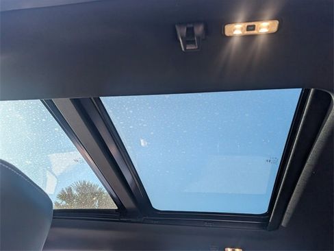 Used 2015 Ford F150 Lariat w/ Equipment Group 502A Luxury image 11