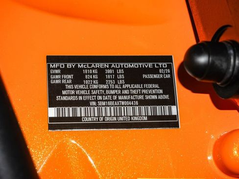 Used 2026 McLaren Artura Spider RWD image 37