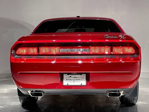 Used 2010 Dodge Challenger R/T RWD image 42