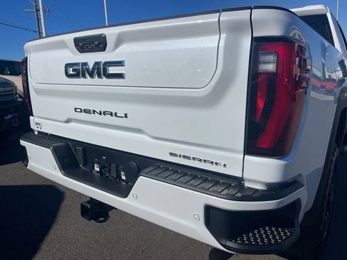 New 2026 GMC Sierra 2500 Denali Ultimate image 36