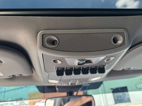 Used 2021 Ford F250 Lariat AWD/4WD image 27