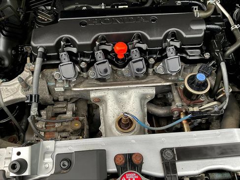 Used 2019 Honda HR-V EX image 30