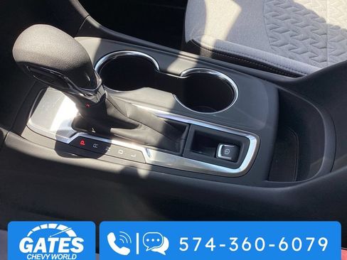 Used 2024 Chevrolet Equinox LS w/ LS Convenience Package FWD image 30
