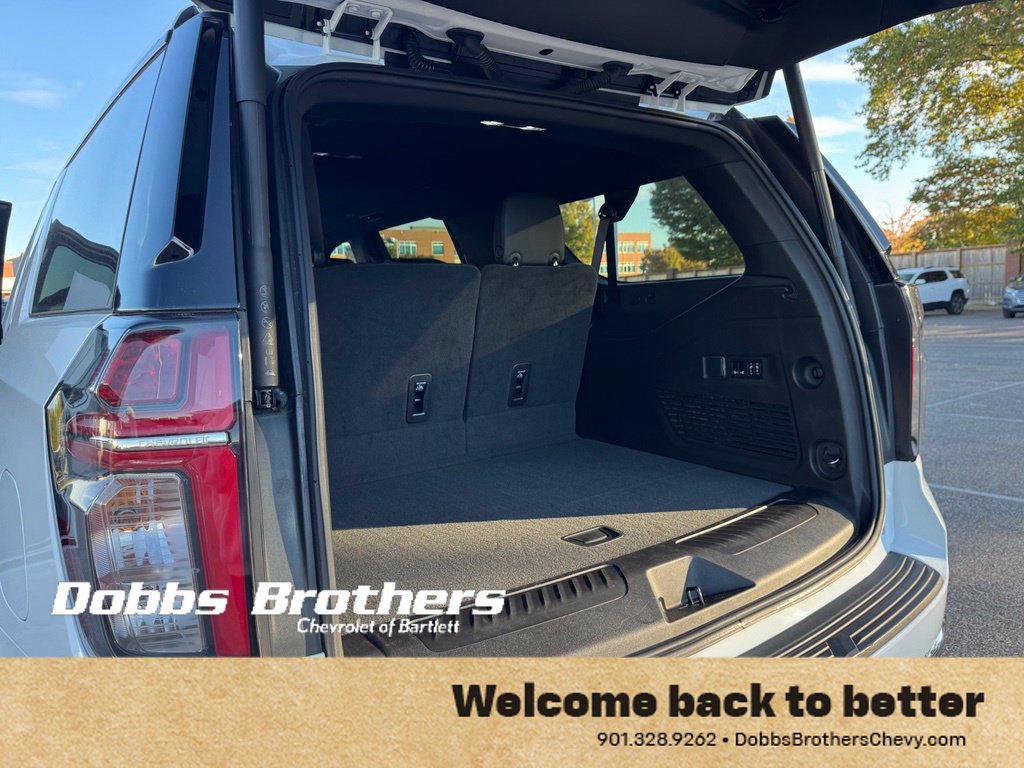 Used 2022 Chevrolet Suburban LT w/ LT Signature Package AWD/4WD image 39