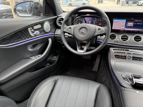 Used 2018 Mercedes-Benz E 300 image 28