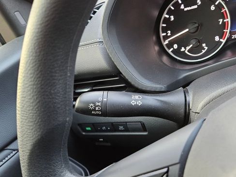 Used 2025 Nissan Sentra SV image 20