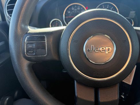 Used 2013 Jeep Wrangler Unlimited Sport AWD/4WD image 18