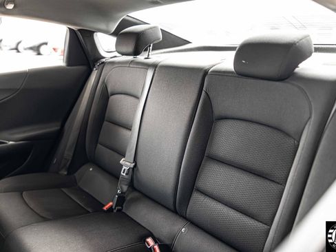 Used 2023 Chevrolet Malibu LS FWD image 18