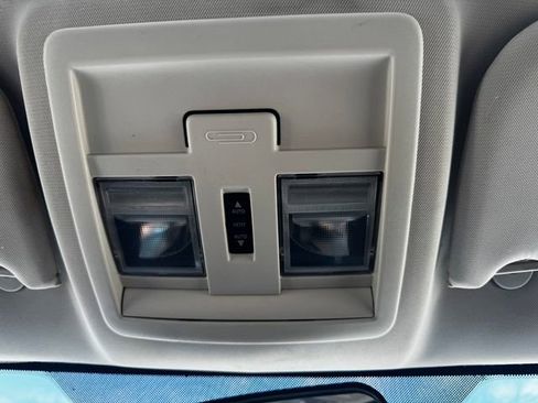 Used 2010 Jeep Liberty Sport w/ Popular Equipment Group AWD/4WD image 29