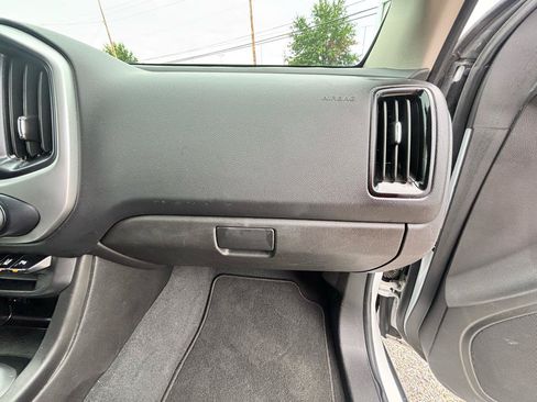 Used 2022 Chevrolet Colorado LT w/ Safety Package RWD image 52