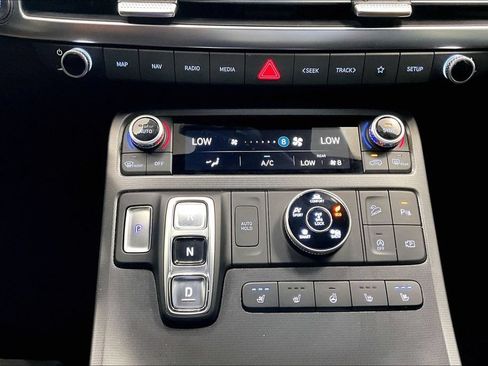 Used 2025 Hyundai Palisade Calligraphy AWD/4WD image 24