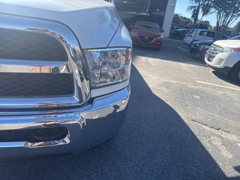 Used 2014 RAM 2500 Tradesman w/ Chrome Appearance Group image 11