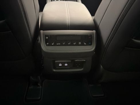 New 2026 Nissan Pathfinder Platinum AWD/4WD image 22